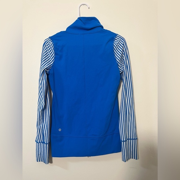 Lululemon Daily Yoga Jacket - Picture 6 of 6
